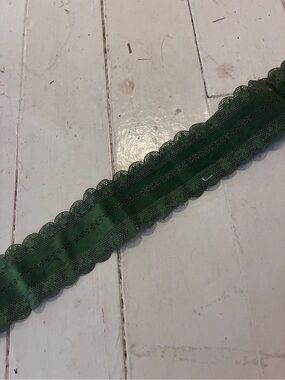 Zohra Vintage Antique Emerald Green Leather Lace Style Floral Costume Belt